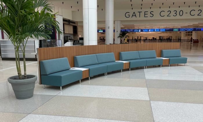 Orlando Gee Lounge C Terminal